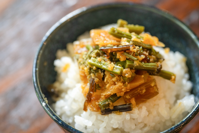 うまくてごめんな山菜